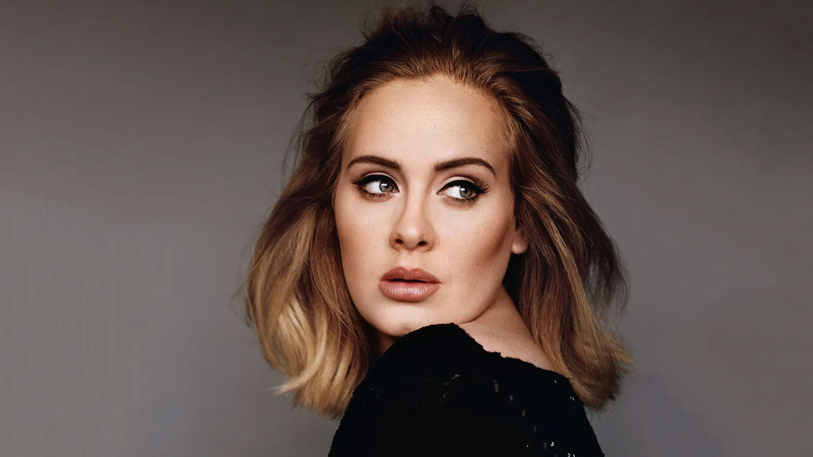 Adele (photo by Alasdair McLellan, PR)