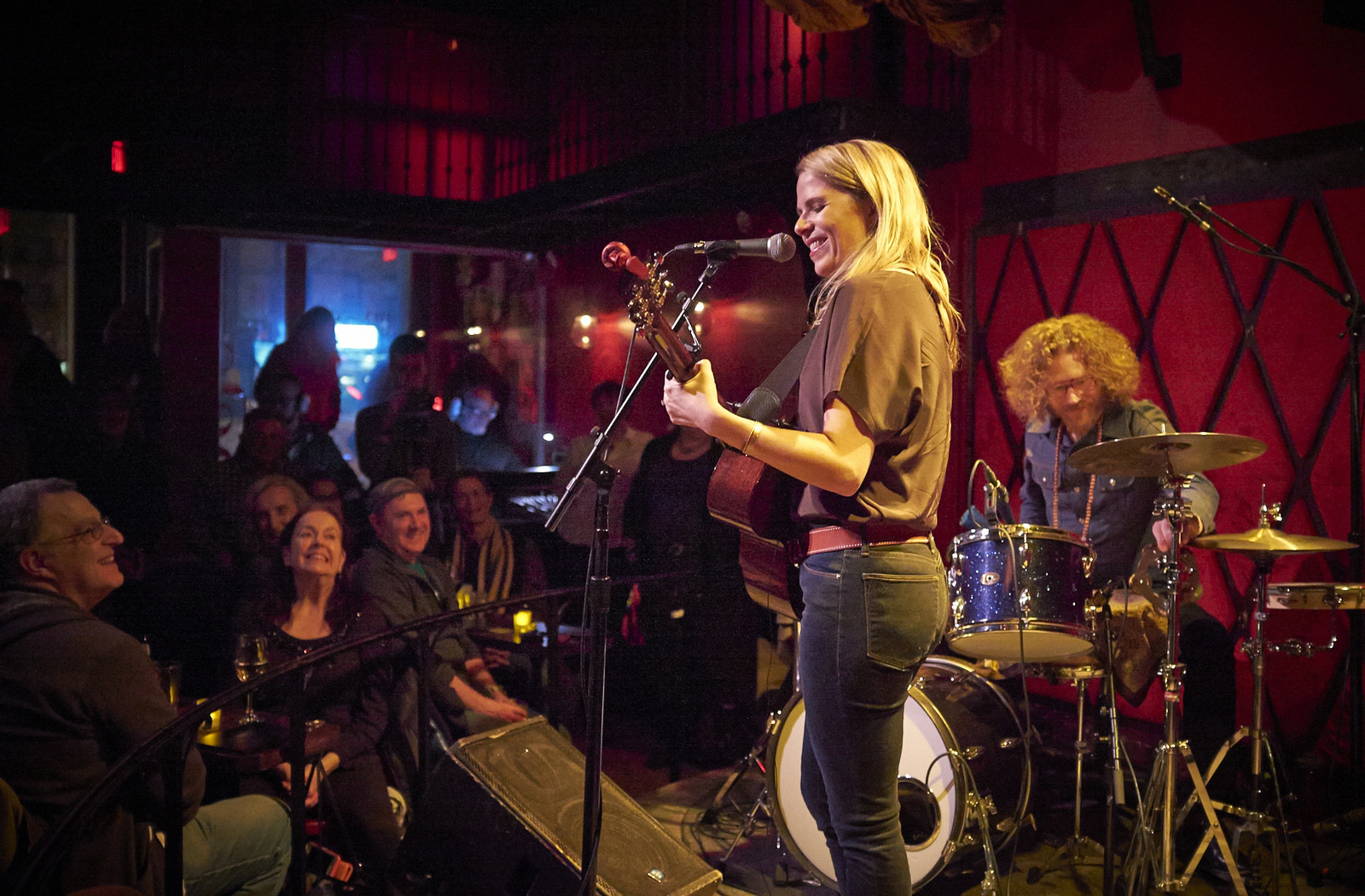Aoife O'Donovan at Rockwood Music Hall Aoife O'Donovan at Rockwood Music Hall