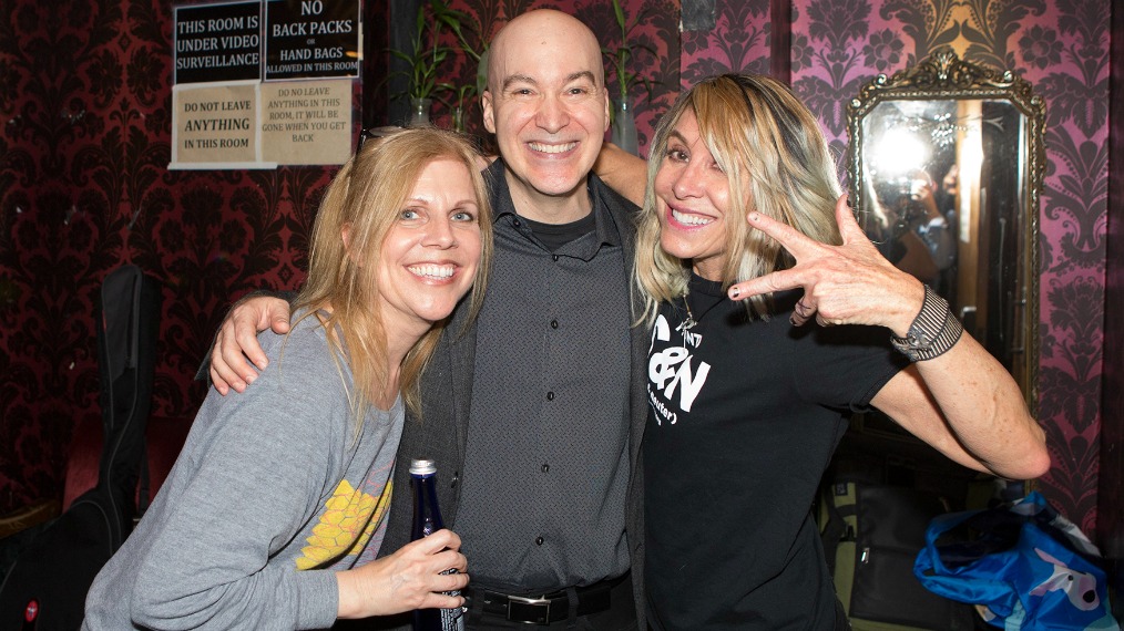 Eric Holland with Tanya Donelly and Gail Greenwood of Belly (photo by Gus Philippas/WFUV)