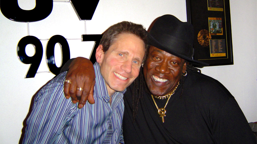 Dennis Elsas and Clarence Clemons in 2004