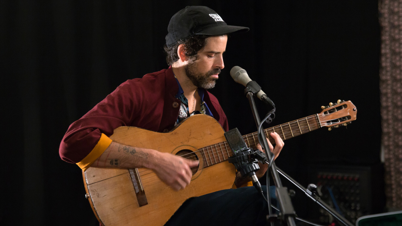 Devendra Banhart in Studio A (photo by Jake Lee/WFUV)