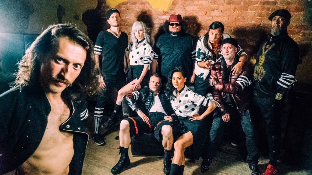 Gogol Bordello (photo by Dan Efram, PR)