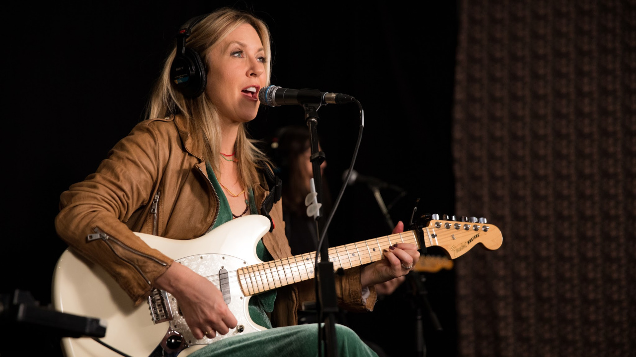 Liz Phair in Studio A (photo by Kay Kurkierewicz/WFUV)