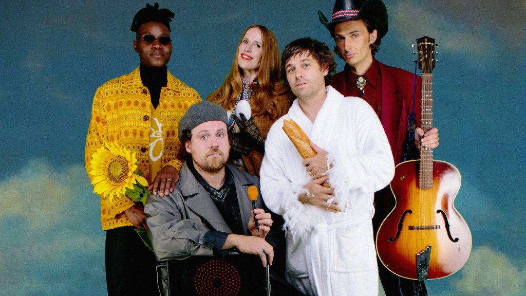 Metronomy (photo by Alex Lambert, PR)