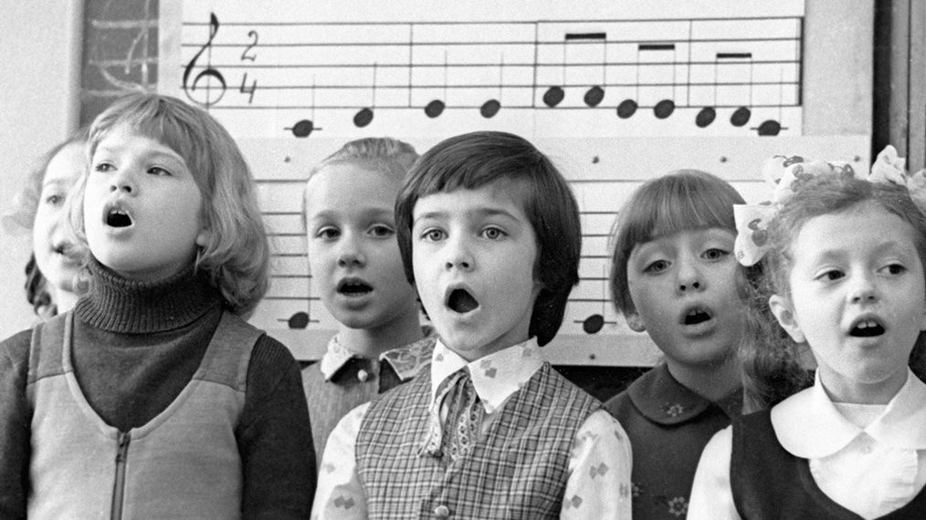 children-singing
