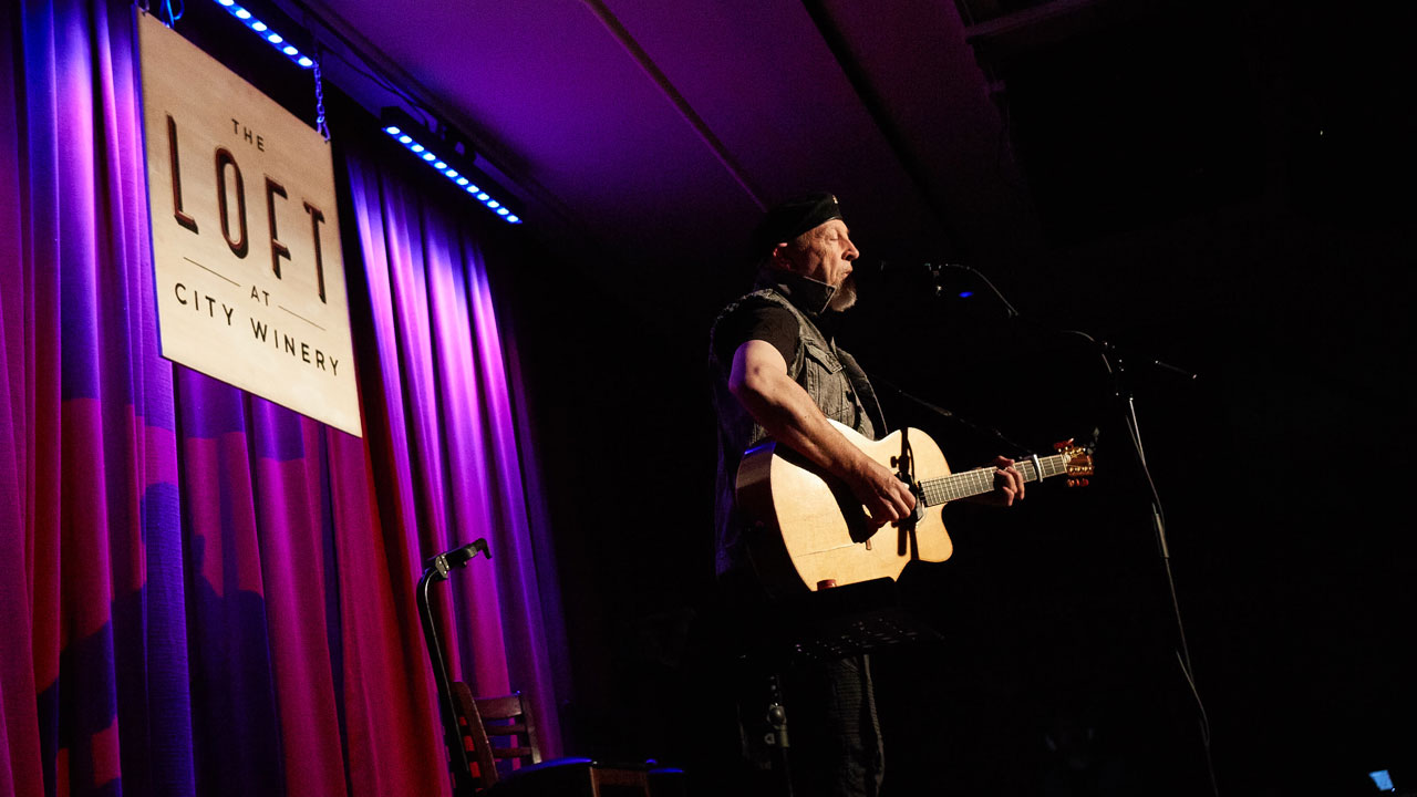 Richard Thompson (photo by Gus Philippas/WFUV) Richard Thompson (photo by Gus Philippas/WFUV)