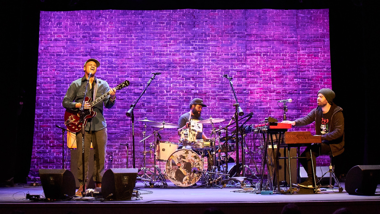 Son Little at The Sheen Center (photo by Gus Philippas/WFUV)