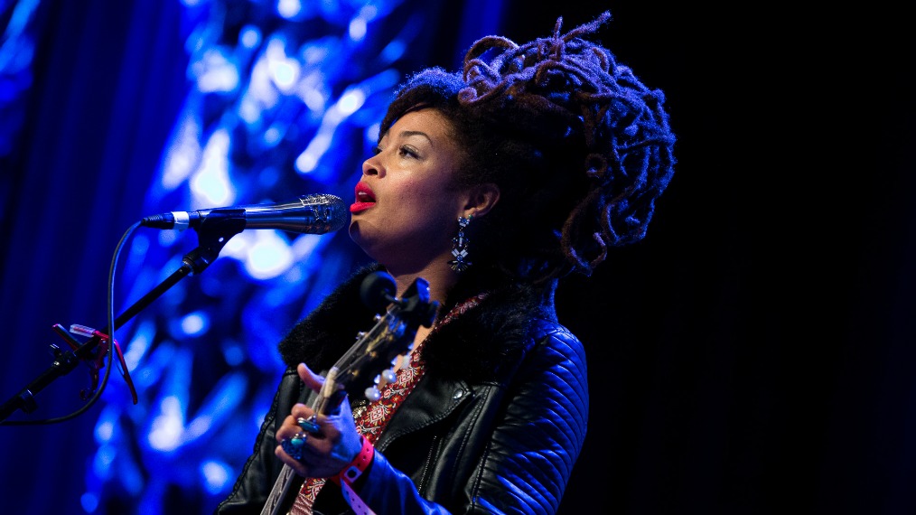 Valerie June at the SXSW Radio Day Stage, powered by VuHaus. Valerie June at the SXSW Radio Day Stage, powered by VuHaus.