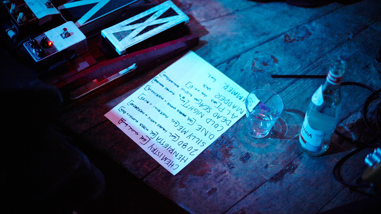 setlist-stage