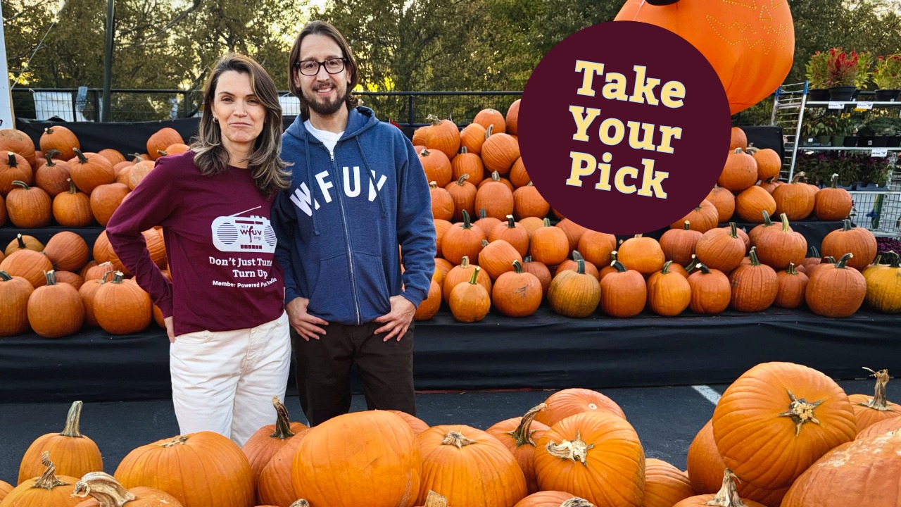 FUV volunteers in FUV swag