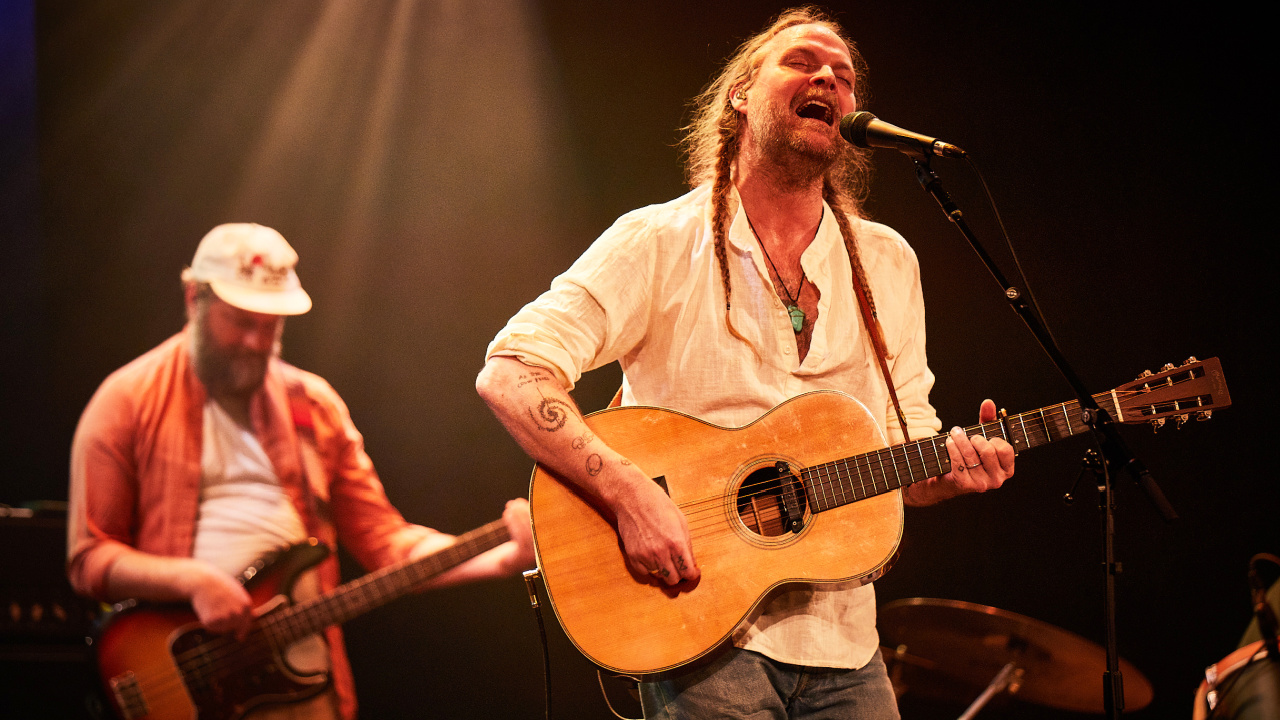 Hiss Golden Messenger (photo by Gus Philippas, FUV)