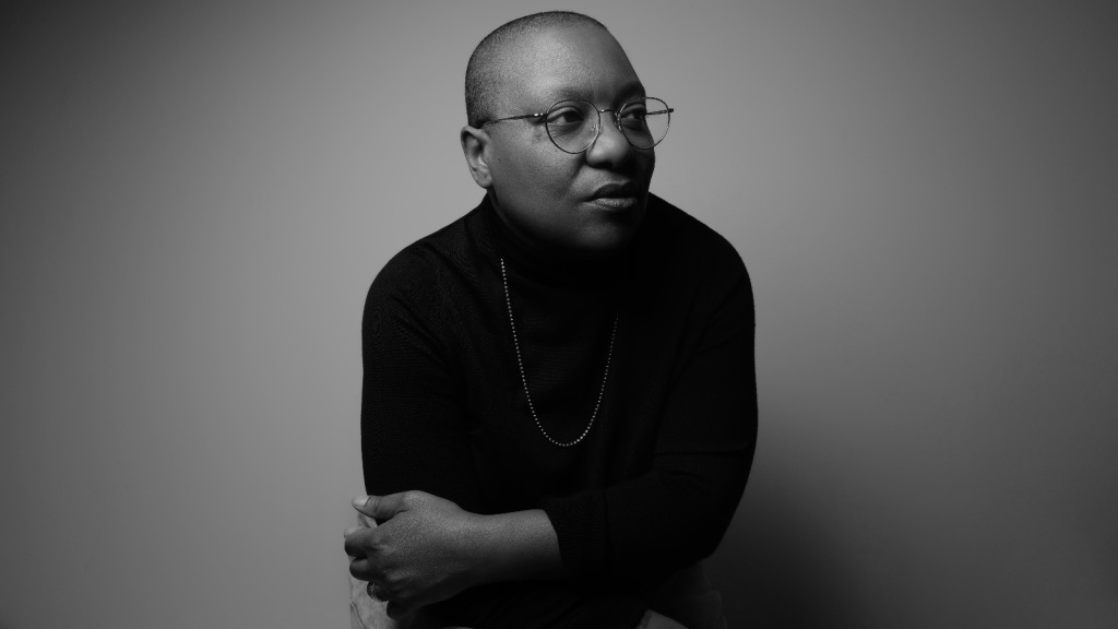 Meshell Ndegeocello (photo by Charlie Gross, PR)