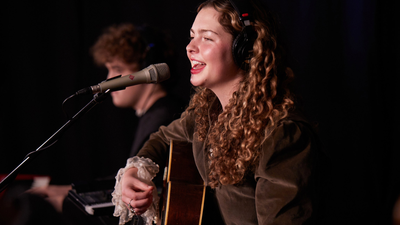 Rose Paradise (photo by Gus Philippas for FUV)