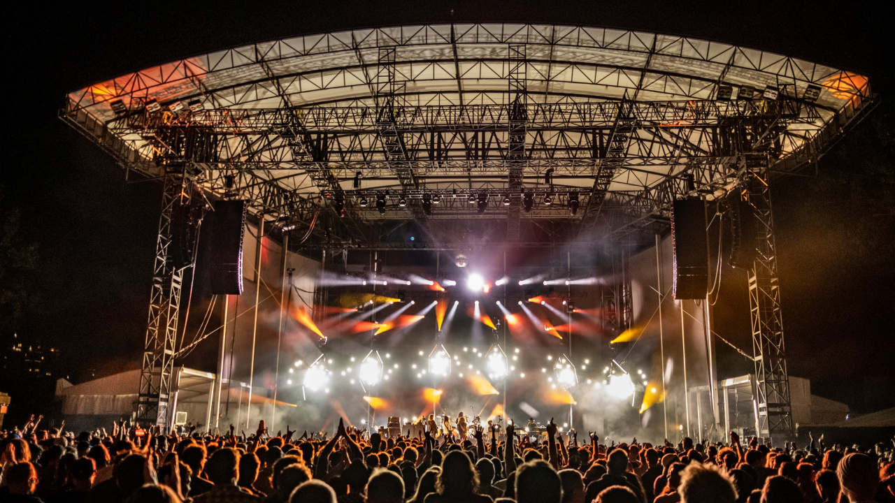 Forest Hills Stadium (photo by Gus Philippas, FUV)