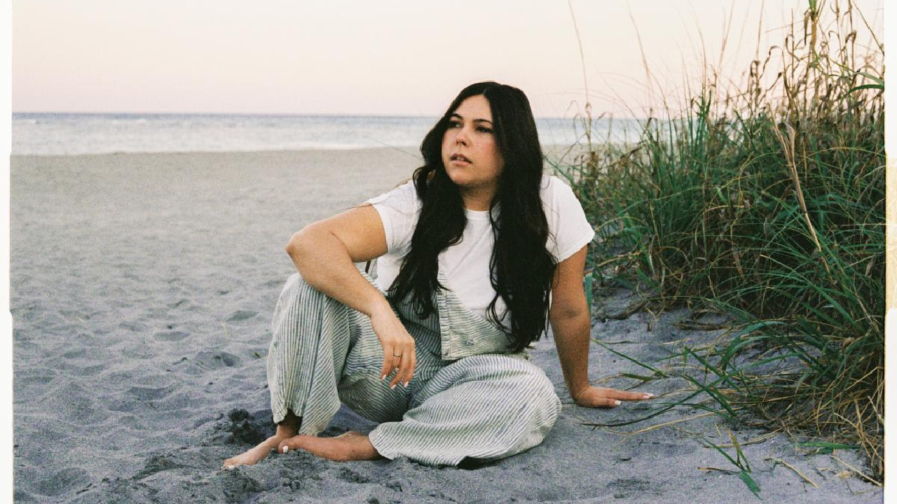 Gigi Perez (photo by Caity Krone, PR)