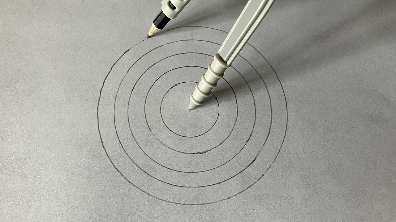 concentric circles compass (Corny O'Connell)