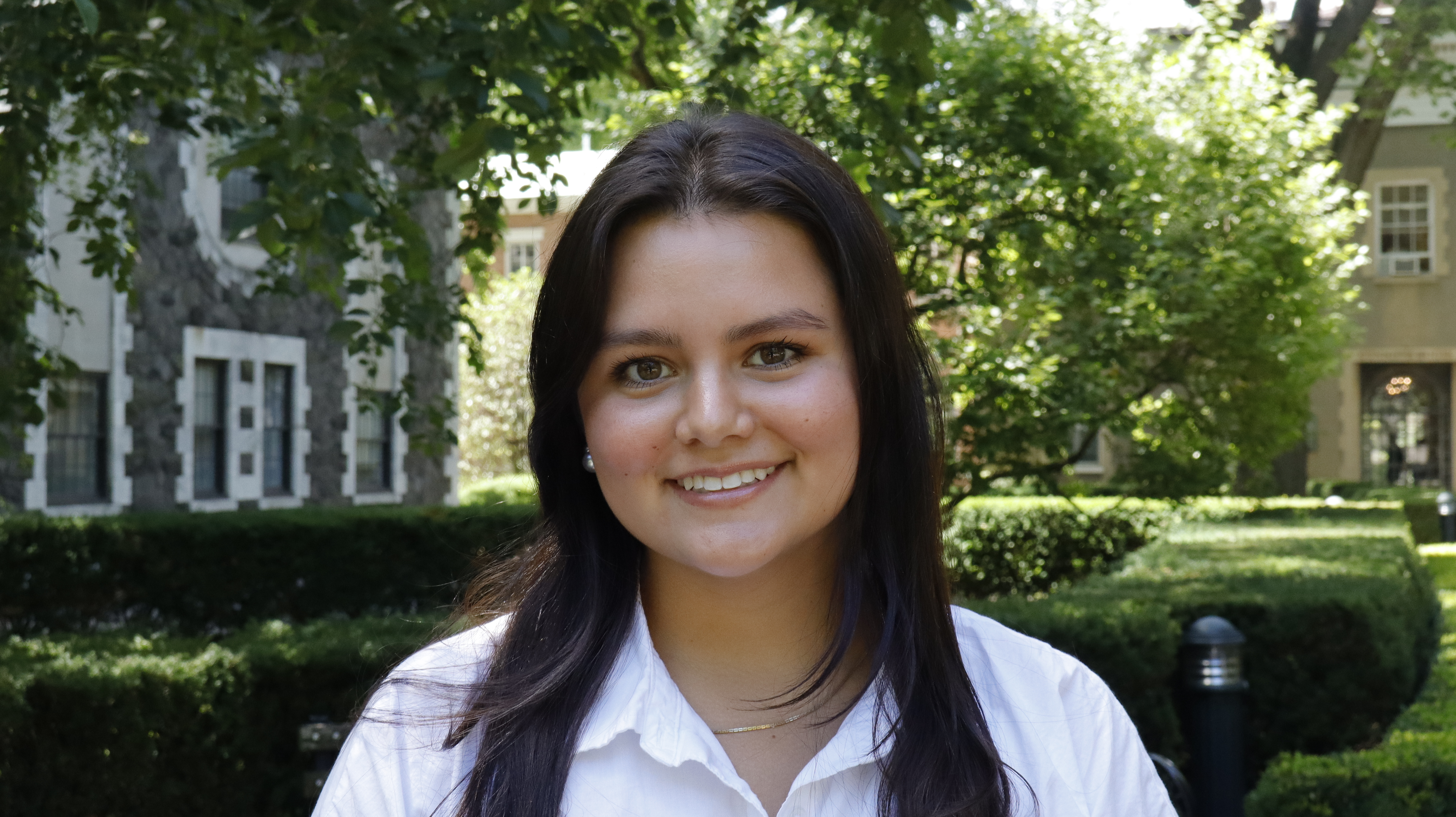 Sonia Weliwitigoda Headshot