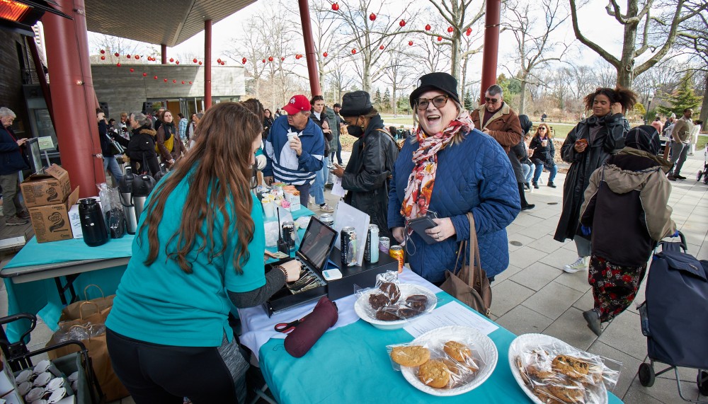 Hi Suzanne! (photo by Gus Philippas)