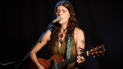 Gatlin (photo by Gus Philippas, PR)