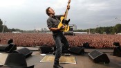 Bruce Springsteen (photo by Jo Lopez, PR)